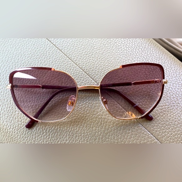 Accessories - Cat Eye Sunglasses